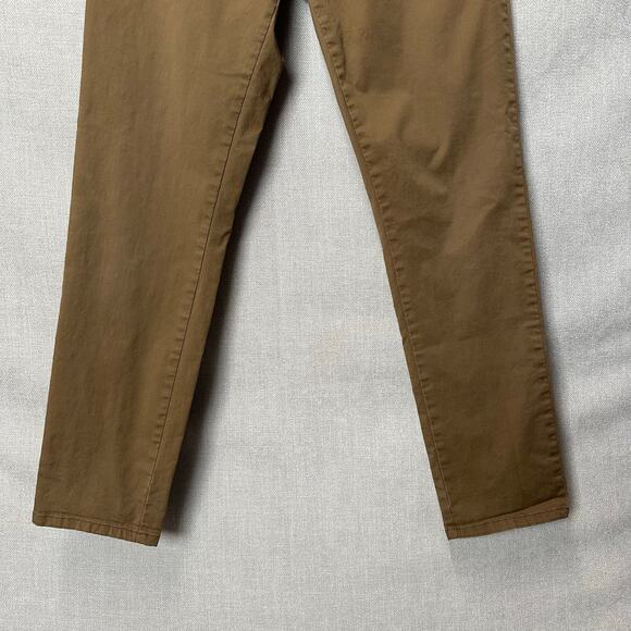 Vuori Khaki Pants Men's Size Medium - Picture 3 of 10
